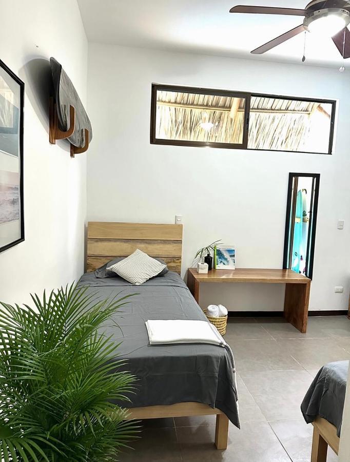 El Chante Surf House Playa Santa Teresa  エクステリア 写真